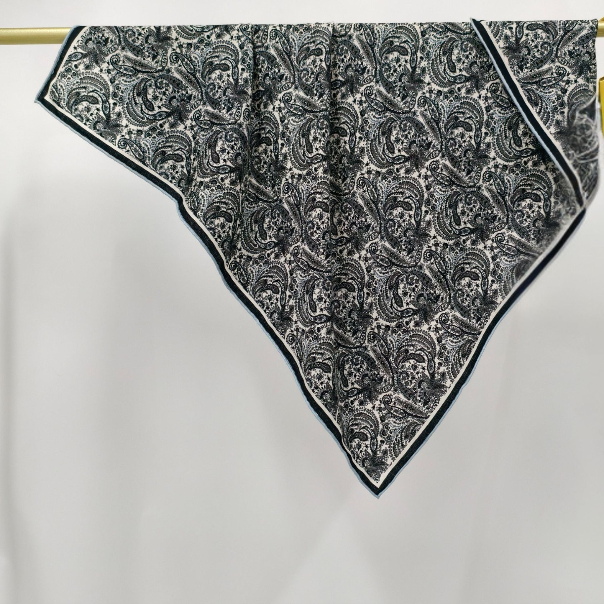 SilkWool Scarf – 70% Uld / 30% Mulberry Silke | Midnight Paisley