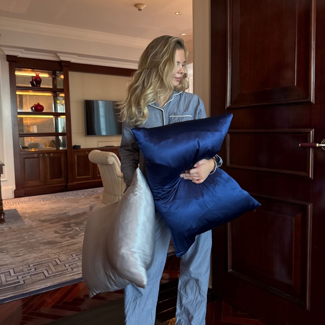 SILKE PUDEBETRÆK - NAVY BLÅ