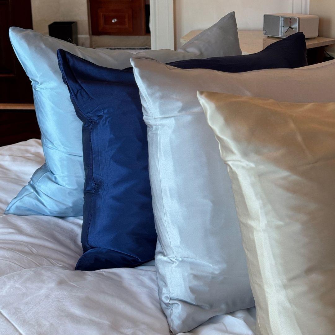 SILKE PUDEBETRÆK - NAVY BLÅ