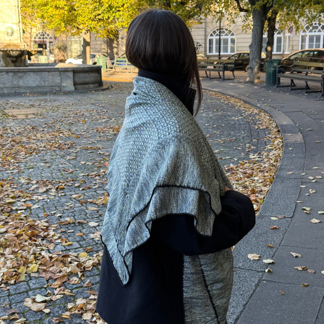 SilkWool-Schal – 70% Wolle / 30% Maulbeerseide | Nordic Grey (XL 140x140)