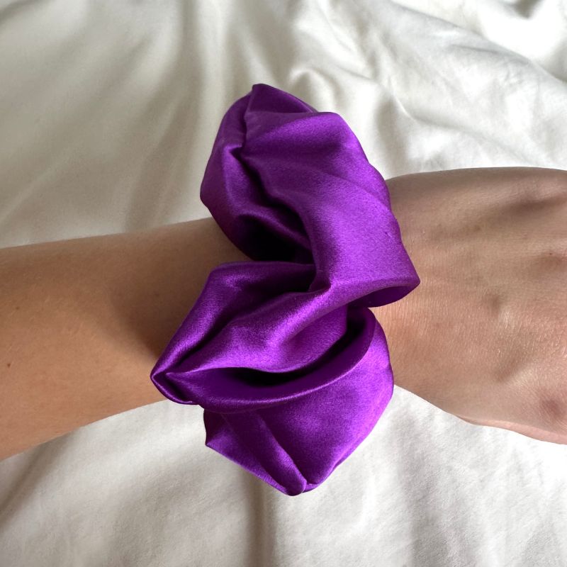 SILK SCRUNCHIE XL - LILA