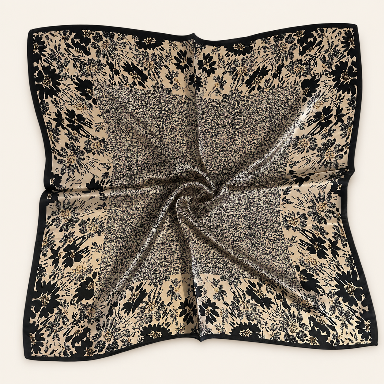 Silketørklæde | Black Flower Mix | 68 CM