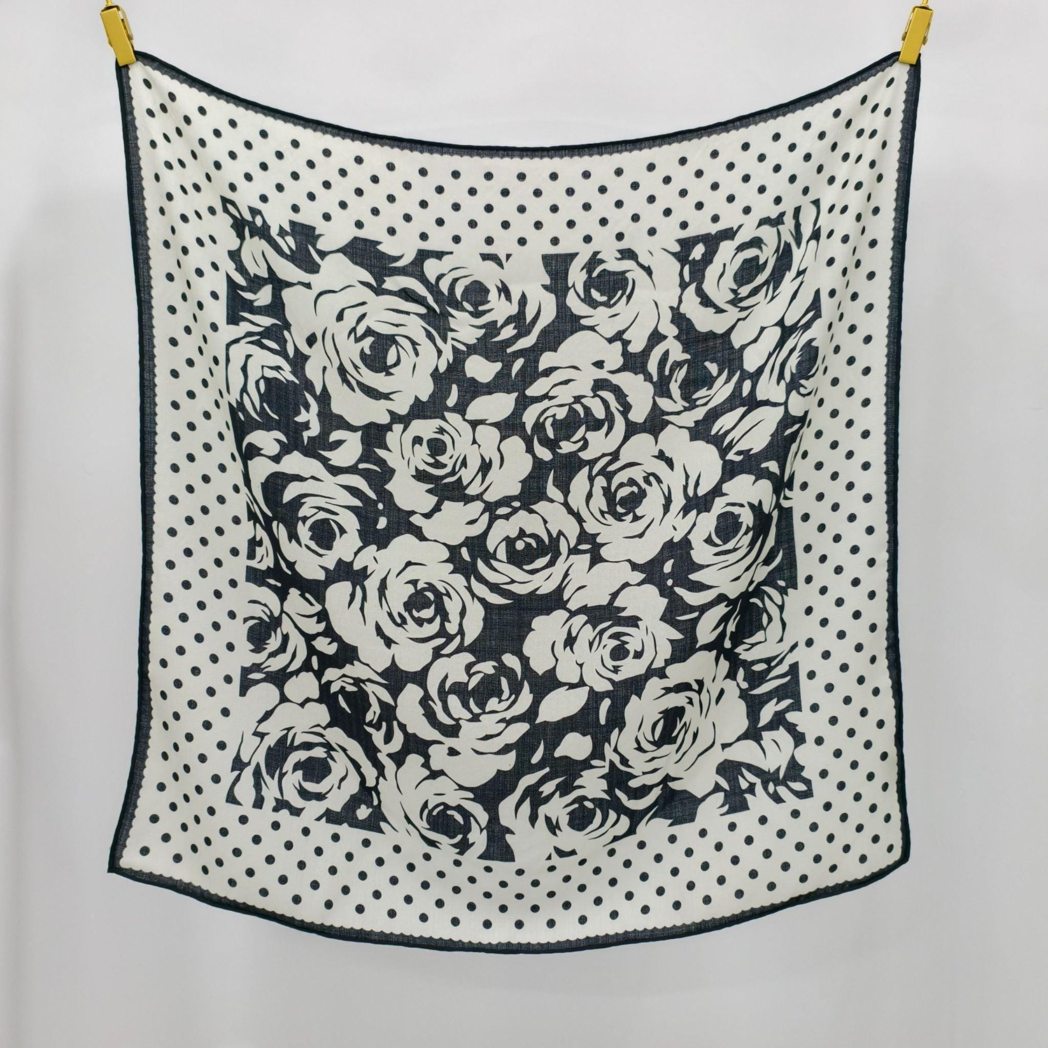 SilkWool Scarf – 70% Uld / 30% Mulberry Silke | Noir Bloom