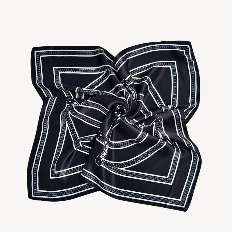 Silketørklæde | Dark Luxury | 68 CM