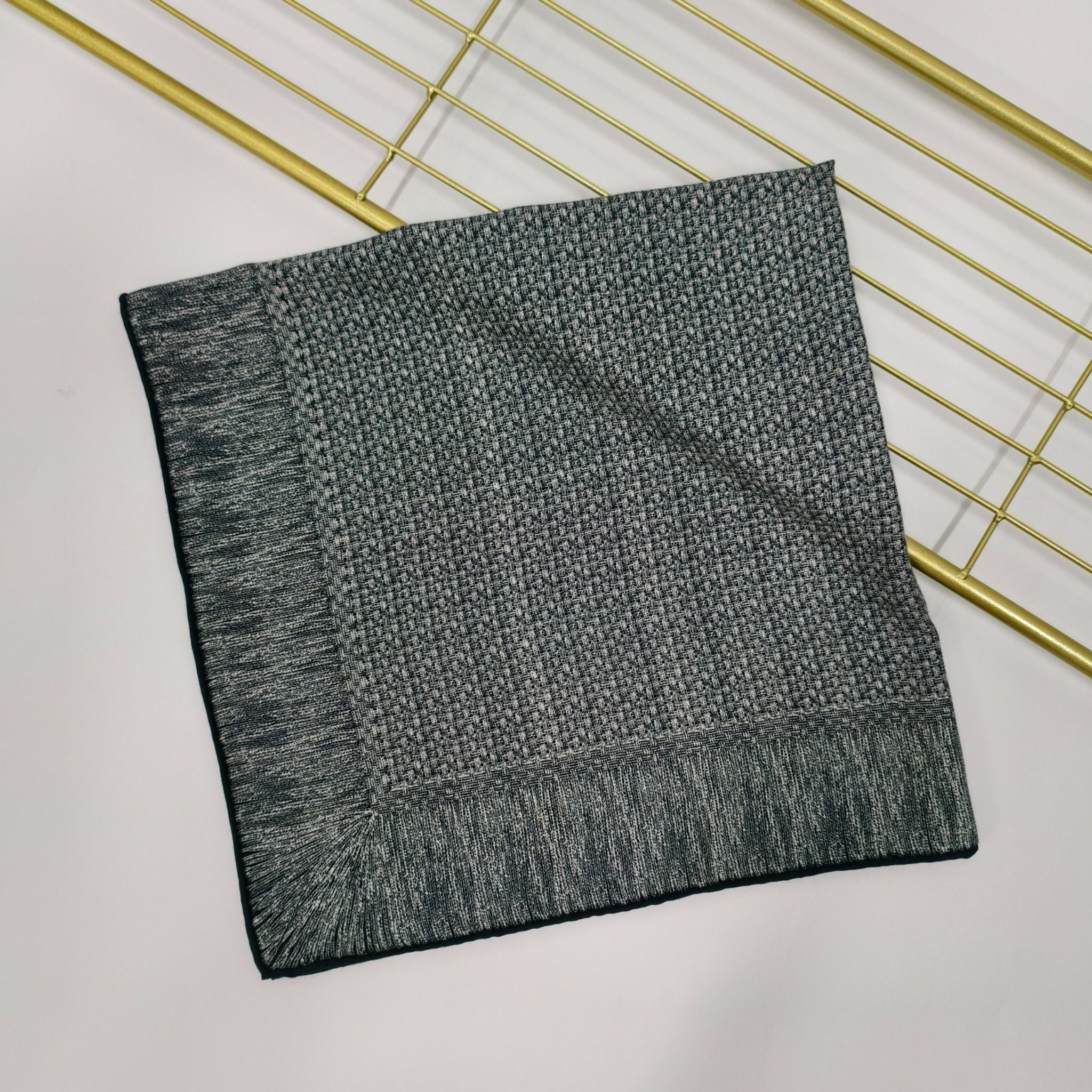 SilkWool Scarf – 70% Uld / 30% Mulberry Silke | Nordic Grey