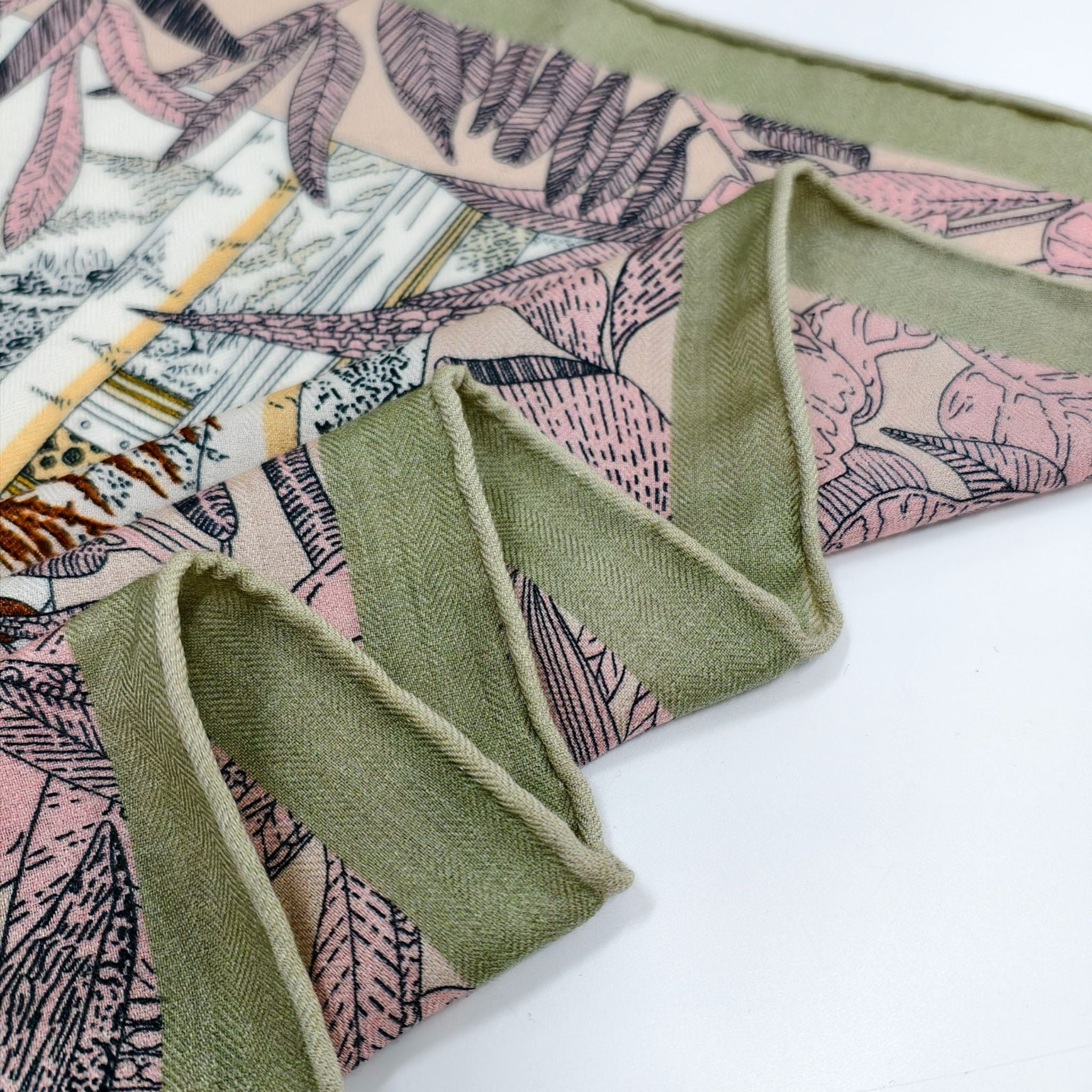 SilkWool Scarf – 70% Uld / 30% Mulberry Silke | Botanical Terrace