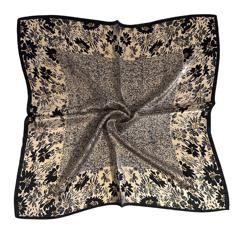 Silketørklæde | Black Flower Mix | 68 CM