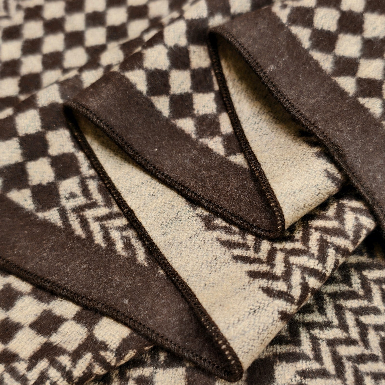 Brushed Silk Scarf – 100% Mulberry Silke | Heritage Check