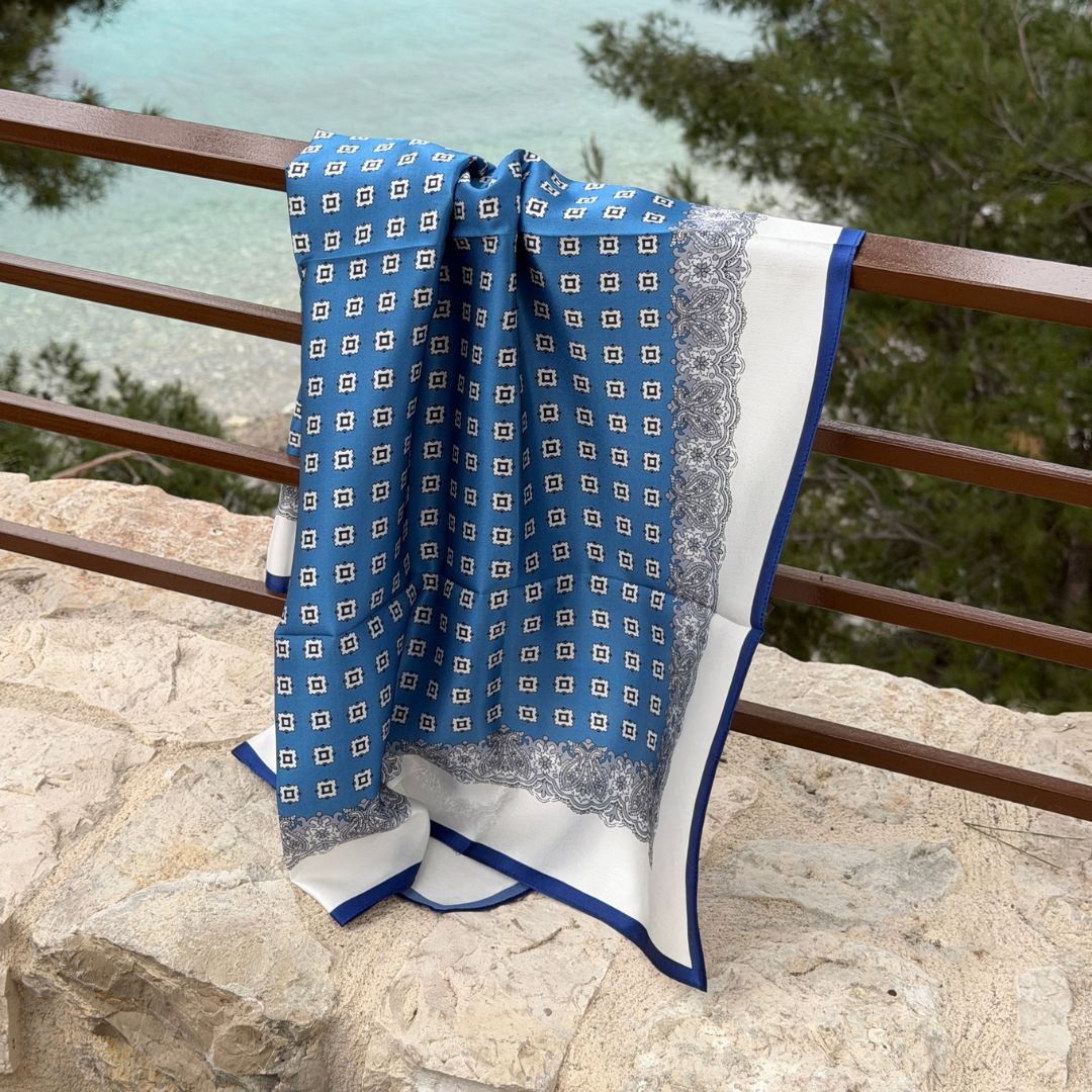 Silketørklæde | Navy Blue | 90 CM