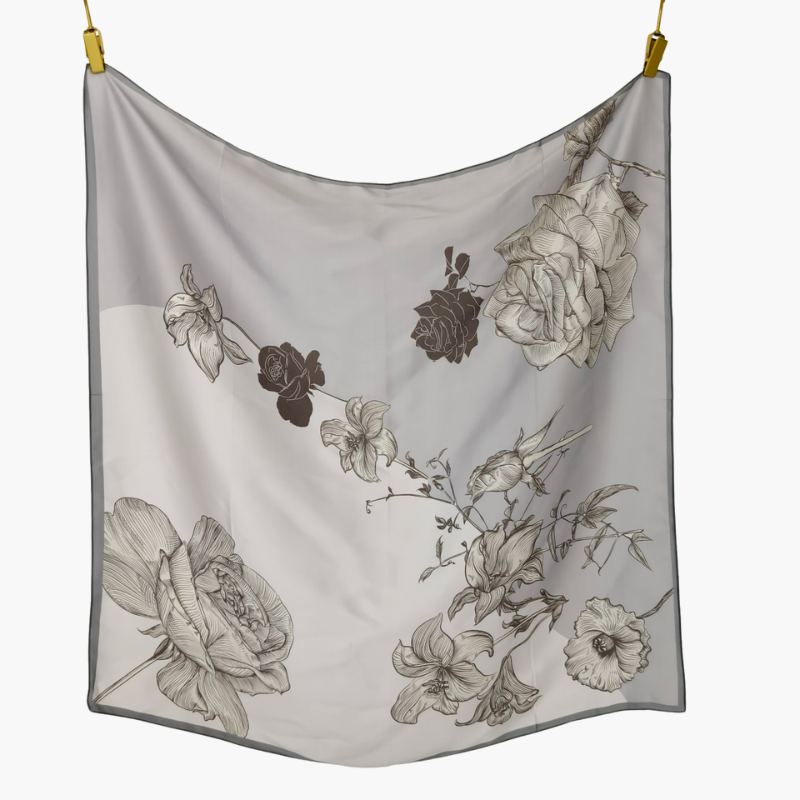 Silketørklæde | Grey Flowers | 90 CM